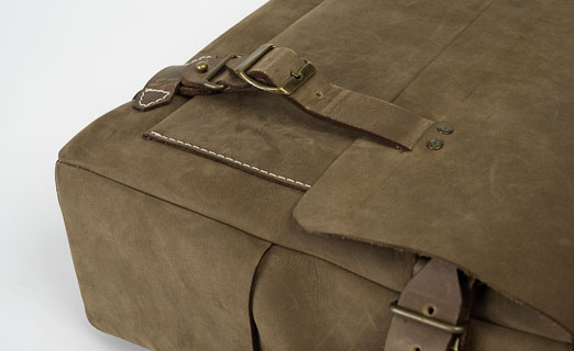 Tasche braunes Rindleder Detail