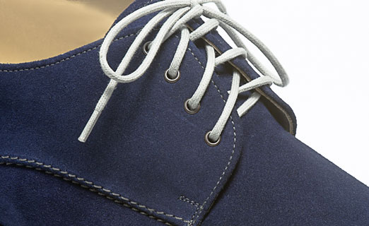 Business-Halbschuh in Wildleder royalblau Detail Schnürung